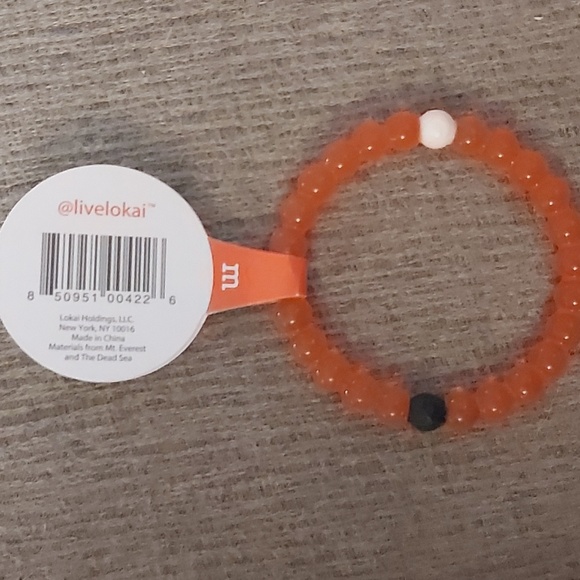 St judes medium lokai bracelet - Picture 2 of 2